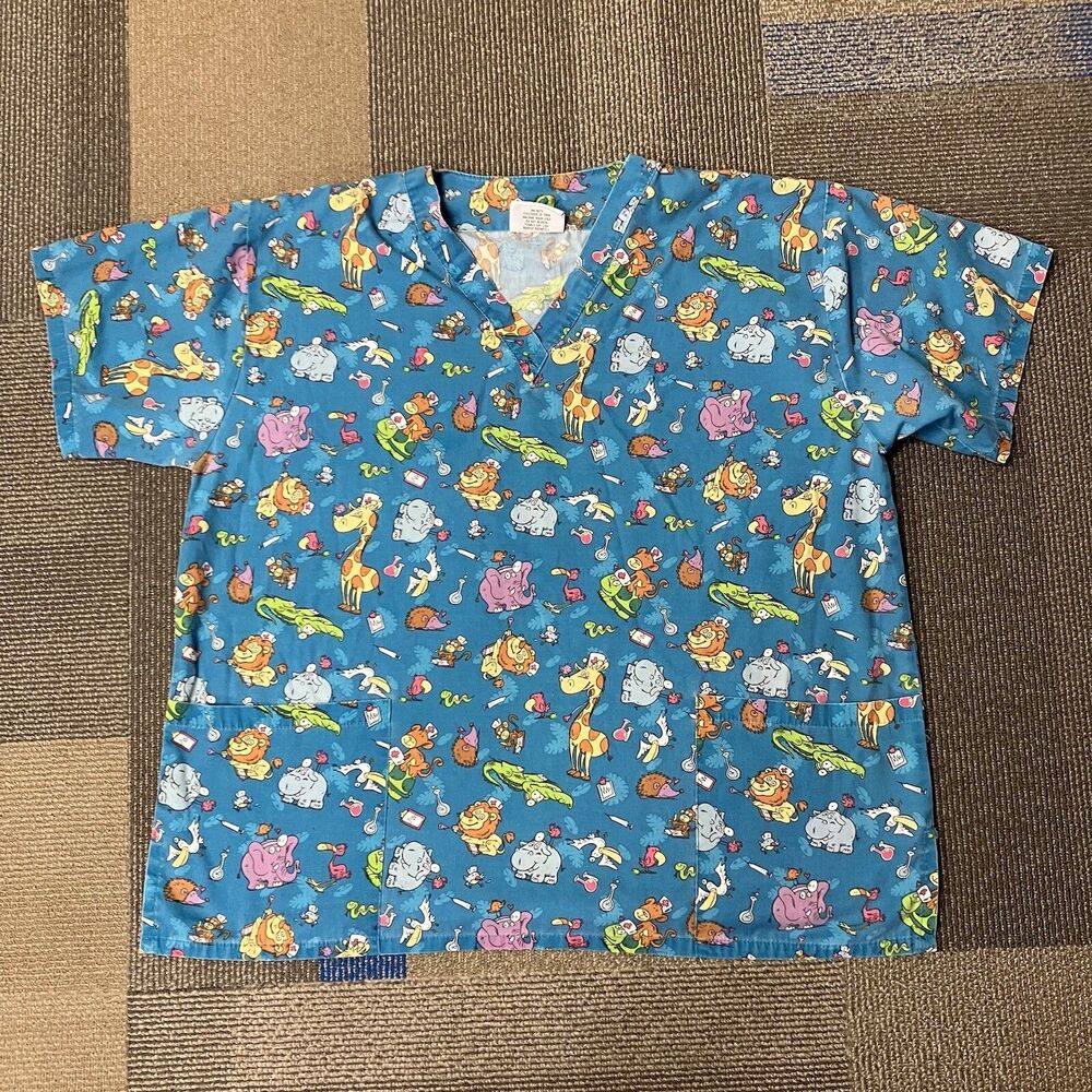 Women’s Scrub Top Jungle Animals Lions Elephants Giraffes Monkeys SZ XL